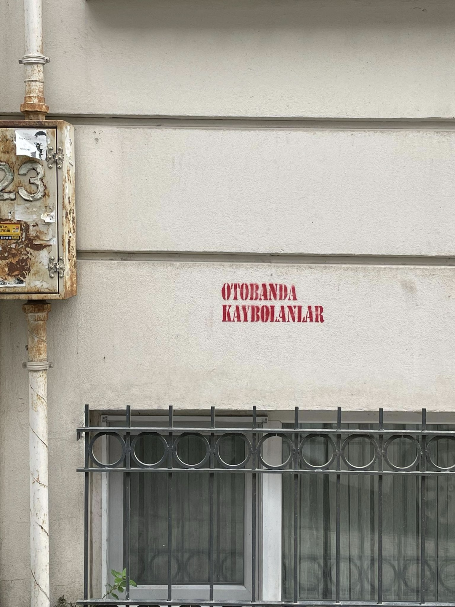Otobanda Kaybolanlar